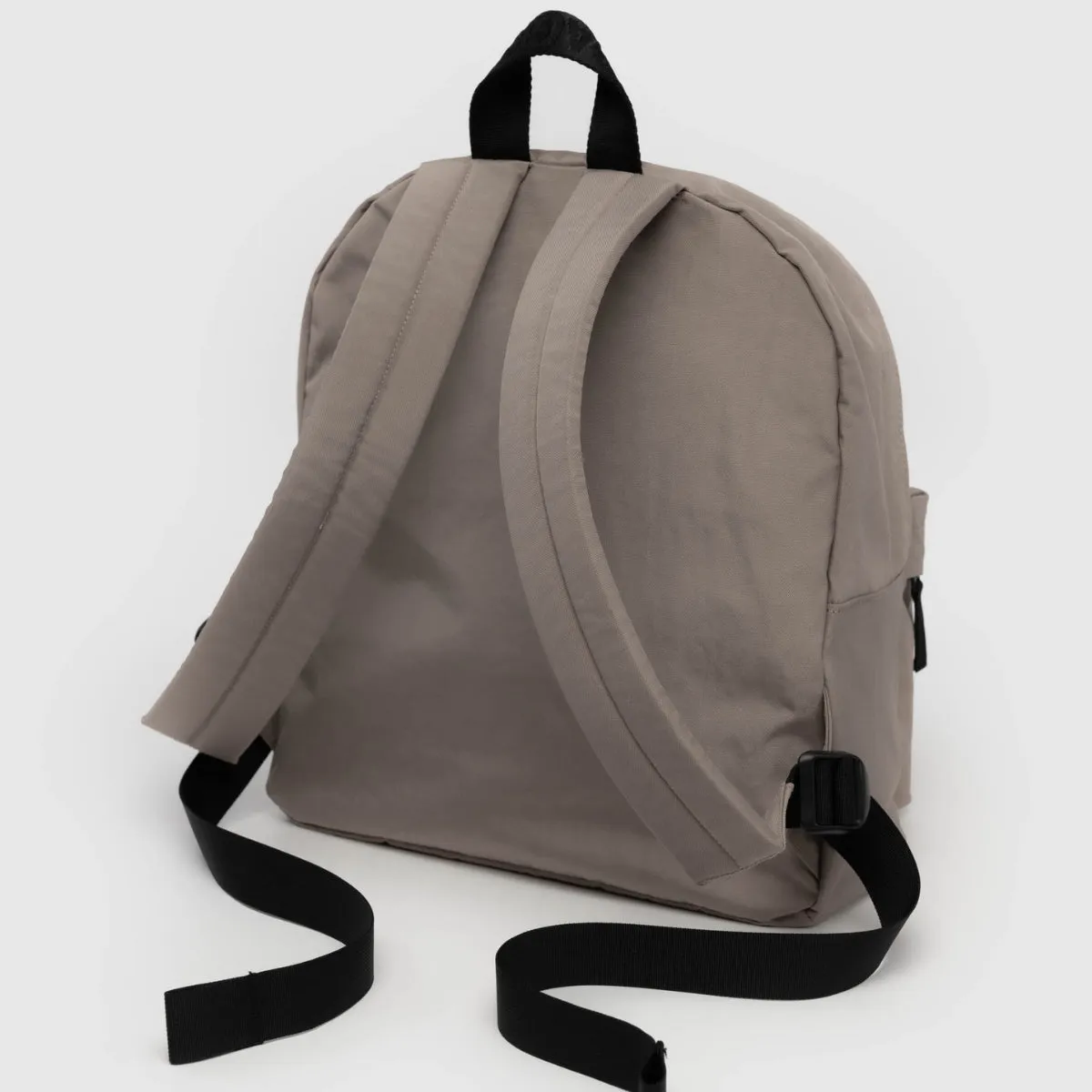 Baggu Medium Nylon Backpack in Dove