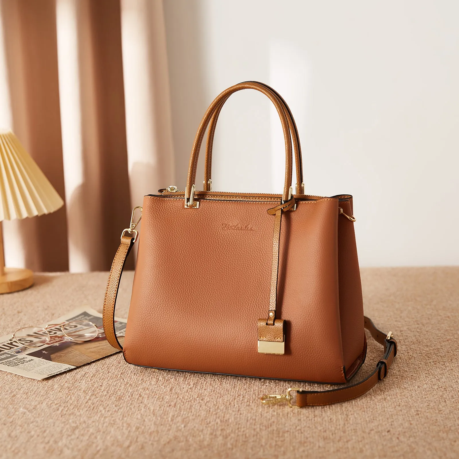 Cruze Designer Soft Leather Handbag: Timeless Style