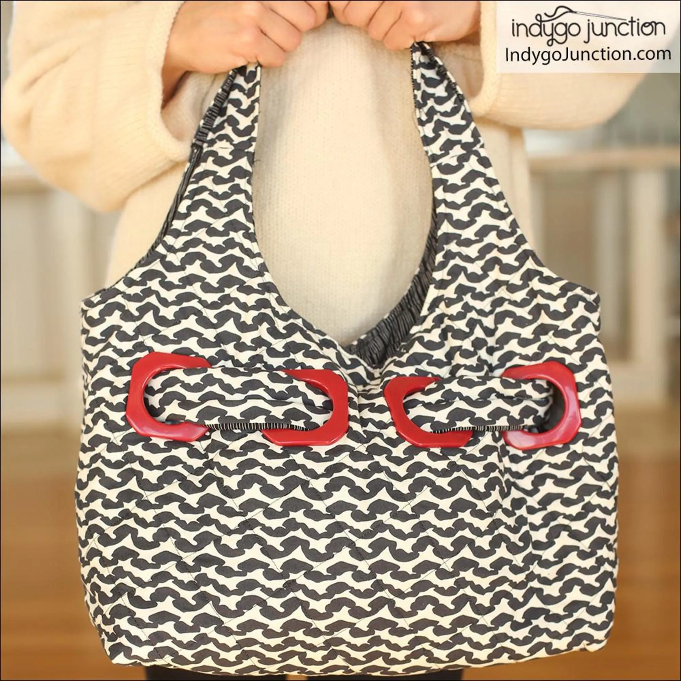 Grommet Go-Around Purse Pattern, Free PDF Download