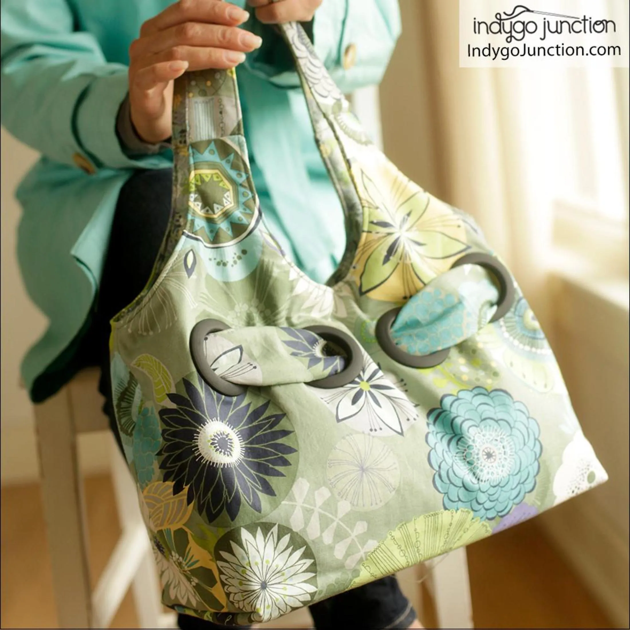 Grommet Go-Around Purse Pattern, Free PDF Download