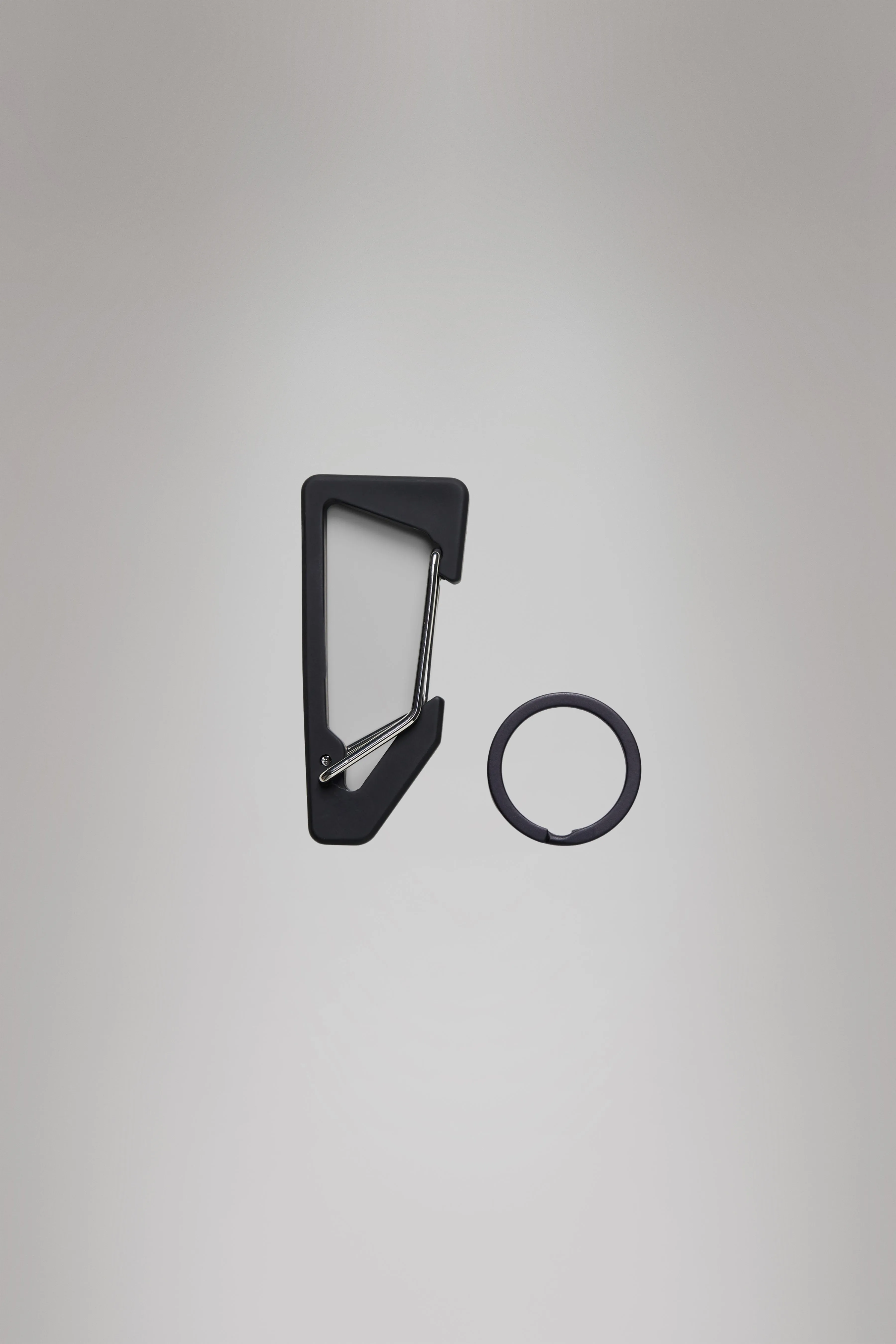 Rains Carabiner