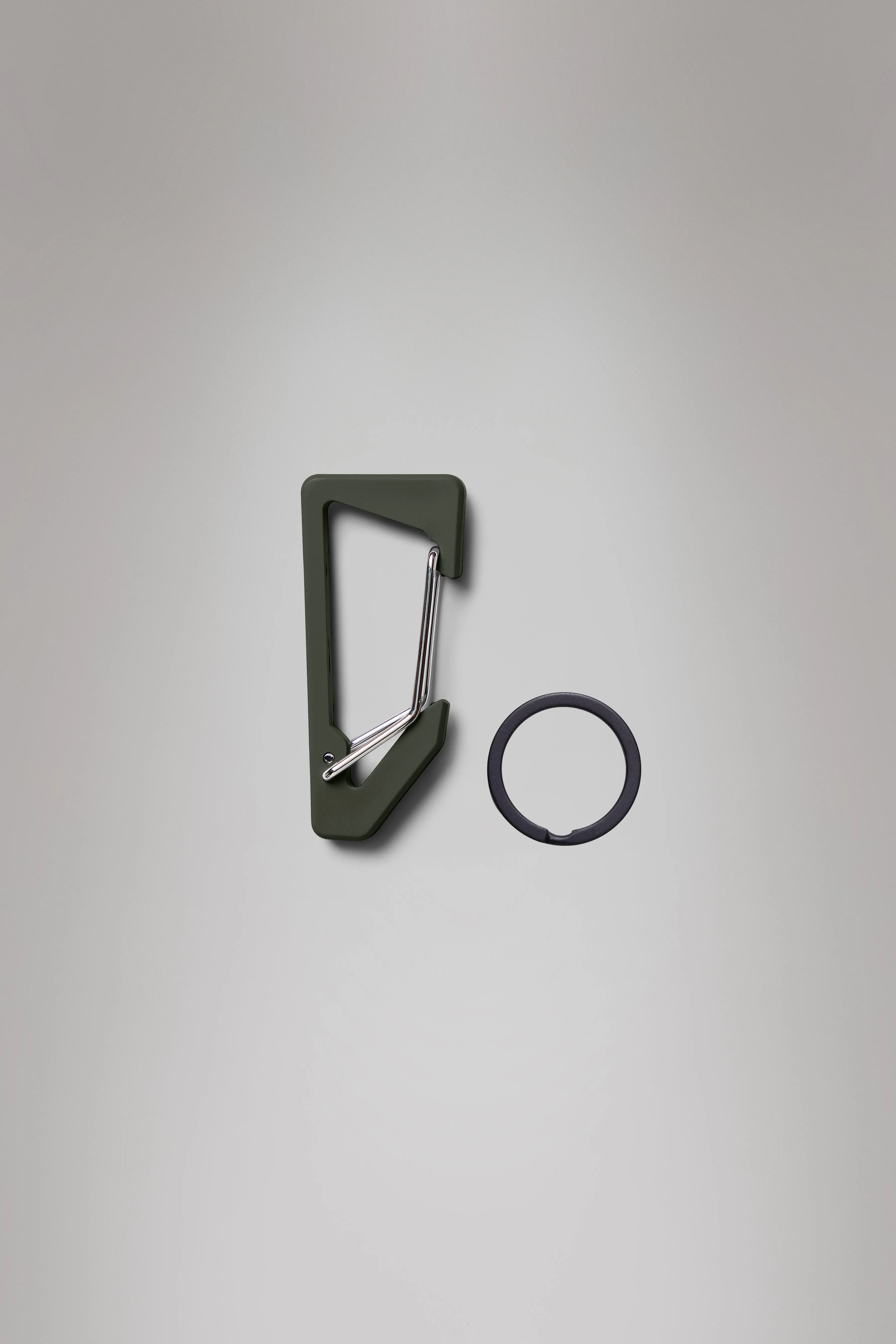 Rains Carabiner